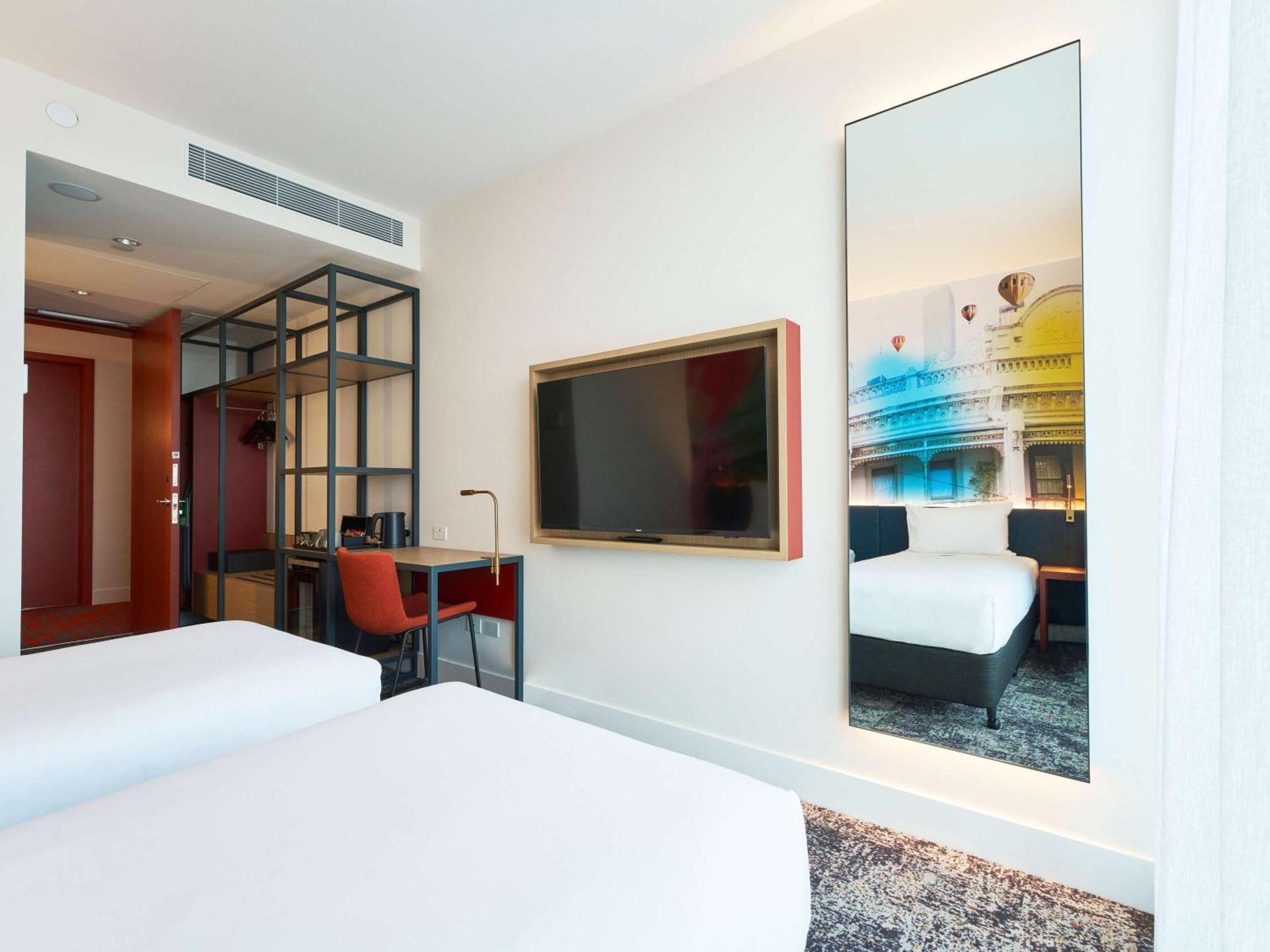 Ibis Styles Melbourne Airport Hotel Exterior photo